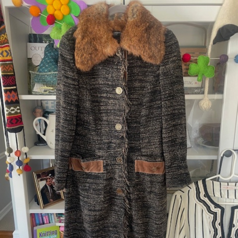 VINTAGE Dolce & Gabbana Tweed Wool Coat Fur Collar Made in Italy Size 42  US 6/8